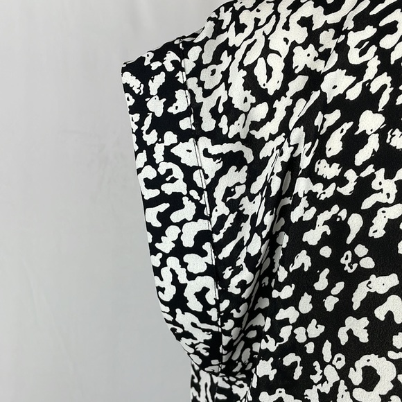 Ro & De Black and White Wrap Front Top with Sexy Sheer Back - Size Small - Picture 7 of 14